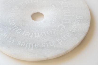 Marmorkreis aus der steinernen Bibliothek "Frühling 2022"